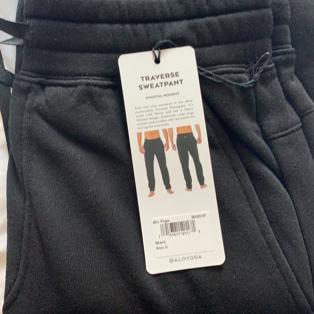 Traverse sweatpants.